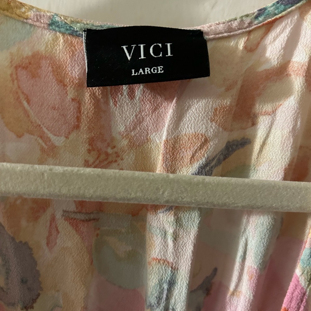 Beautiful wrap dress, I had snaps added for modesty - Picture 3 of 10